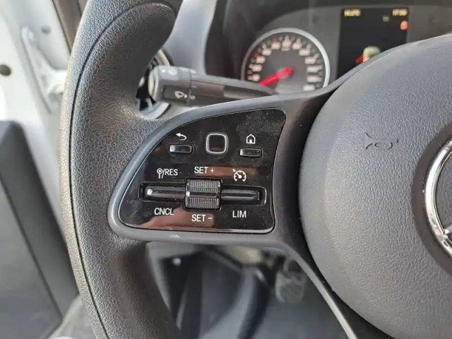 Mercedes Sprinter 315 cdi fourgon toit sureleve — photo 12