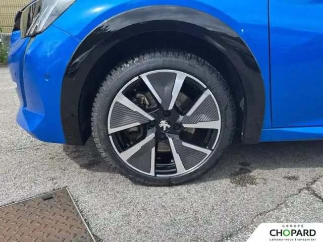 Peugeot 208 electrique 50 kwh 136ch — photo 25