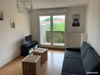 Très beau T2 avec balcon et parking