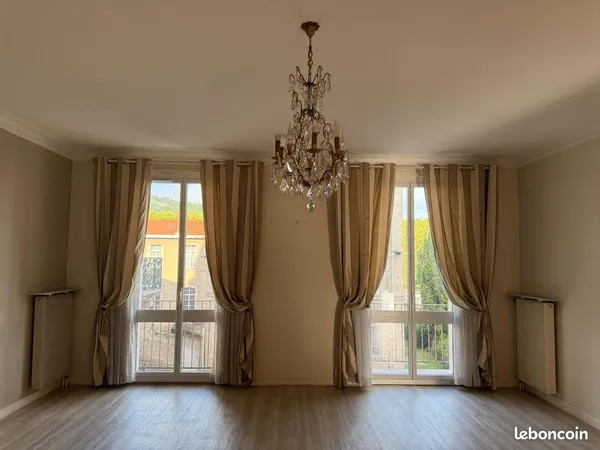Appartement 5 pièces 118 m²