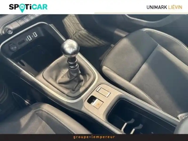 Jeep Avenger 1.2 turbo t3 100ch altitude + — photo 15
