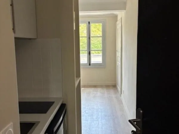 Studio 1 pièce 17 m²