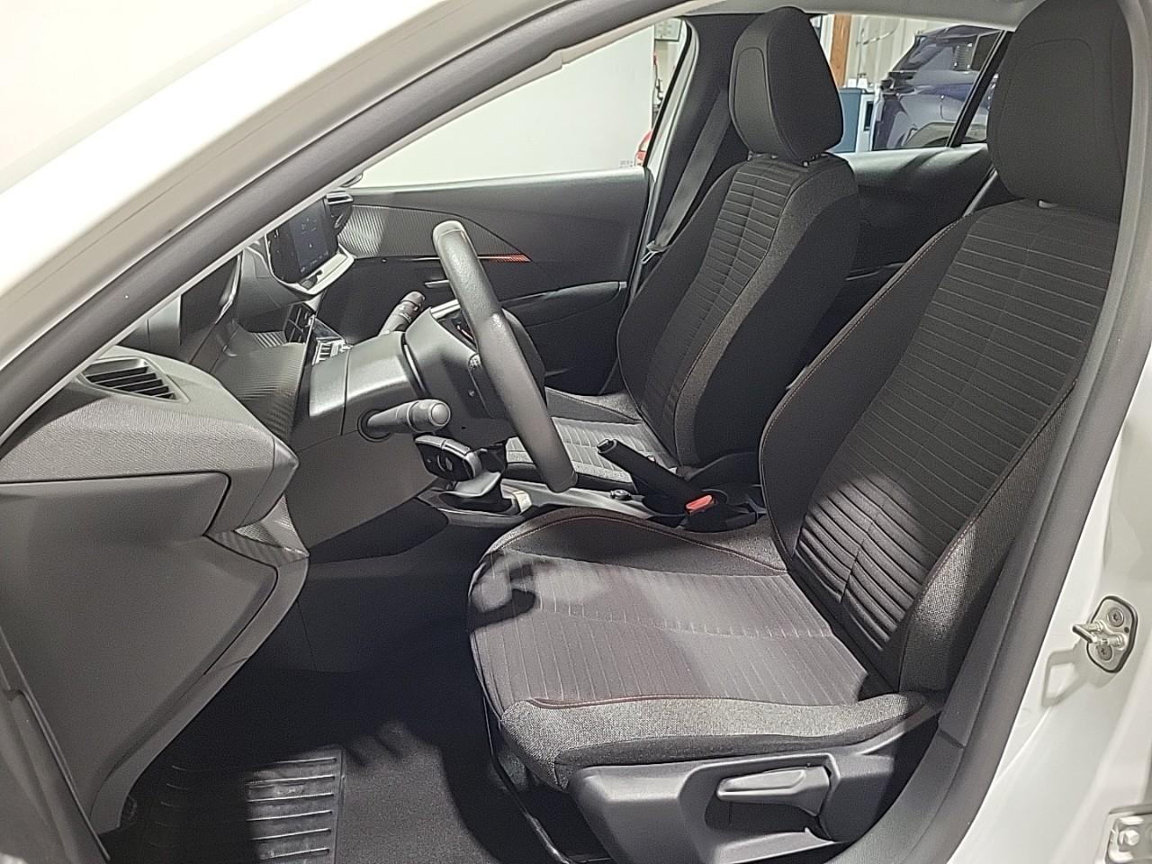 Peugeot 208 puretech 75 s&s bvm5 active pack — photo 10