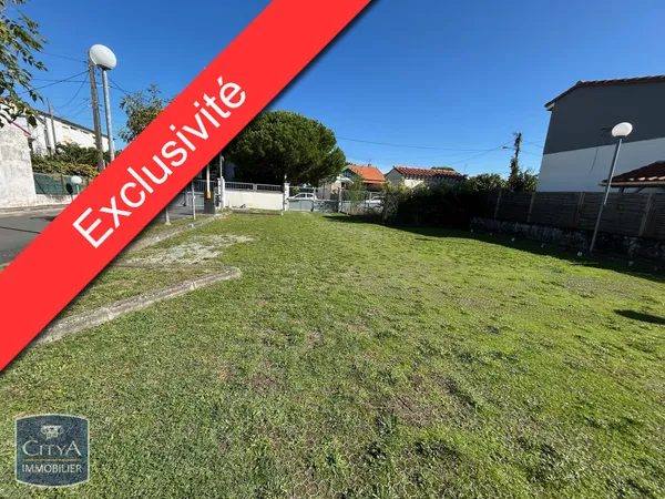 Stationnement Location Royan   12500€