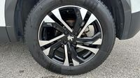 Peugeot 2008 1.5 BlueHDi 130ch S&S Allure EAT8 — photo 11