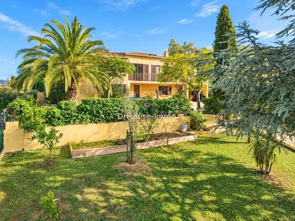 AJACCIO - MEZZAVIA | VILLA 199 M² AVEC PISCINE