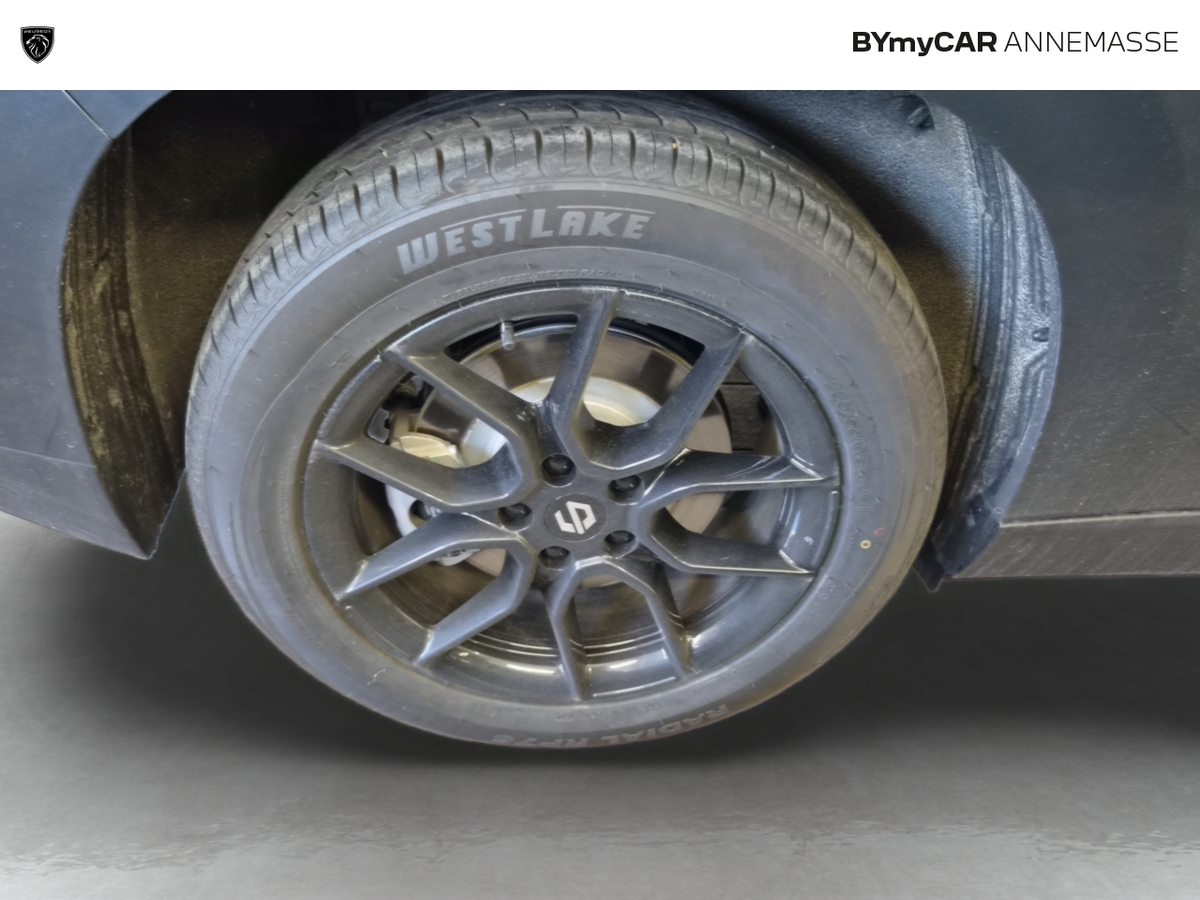 Leapmotor C10 REEV 28.4 kWh - 158 kW — photo 16