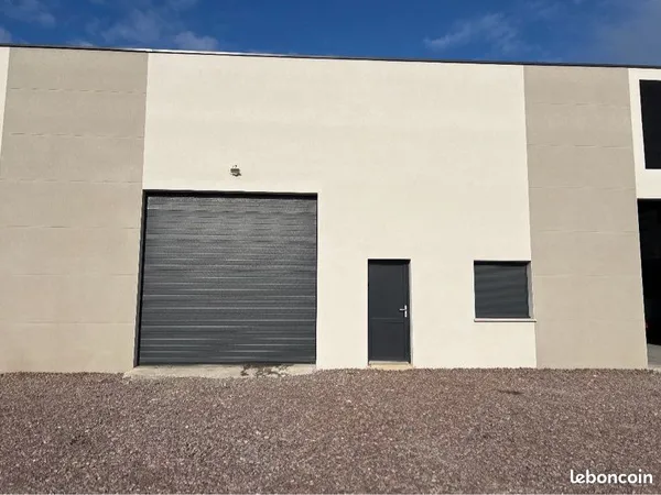 Local, dépôt, entrepôt, hangar de 110m2