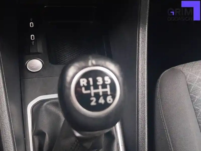 Ford Tourneo grand  connect 2.0 ecoblue 102 bvm6 — photo 10