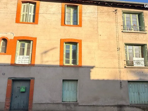 Bâtiment rare à vendre Boën sur lignon