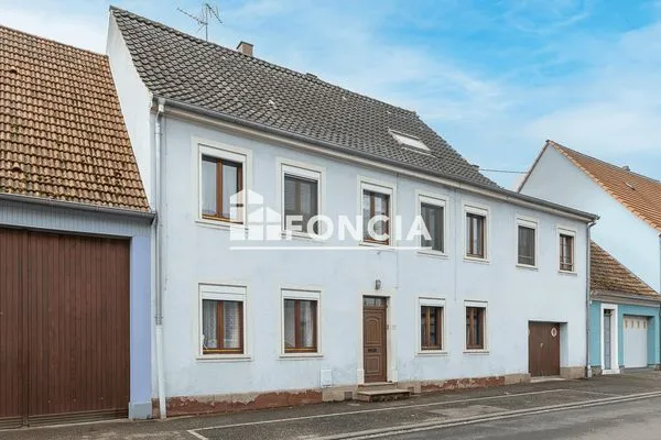 Maison 8 pièces 210 m²