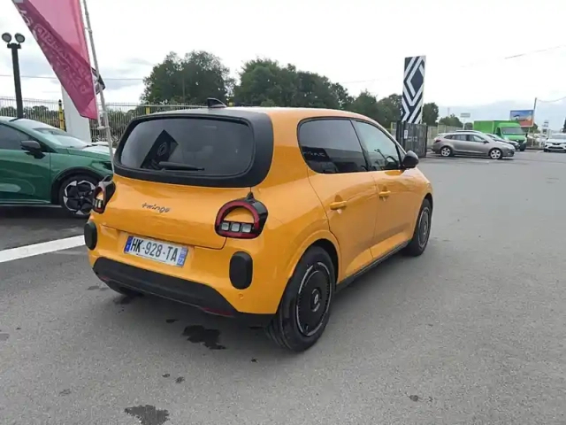Renault Twingo e-tech electrique 80 ch autonomie urbaine — photo 7