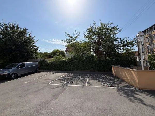 Parking 10 m²