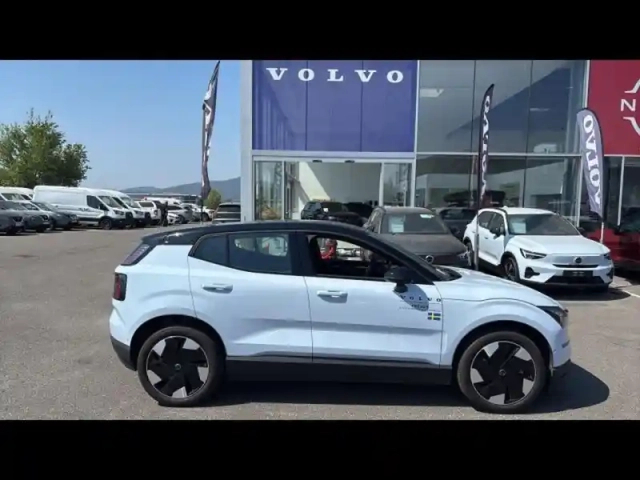 Volvo Ex30 single extended range 272ch ultra — photo 13