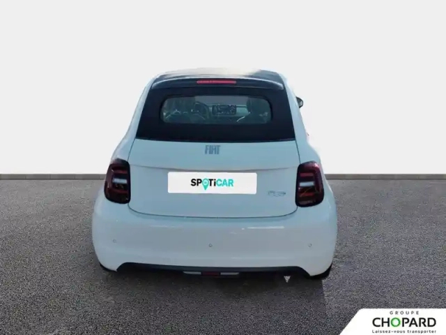 Fiat 500 c e 118 ch — photo 30