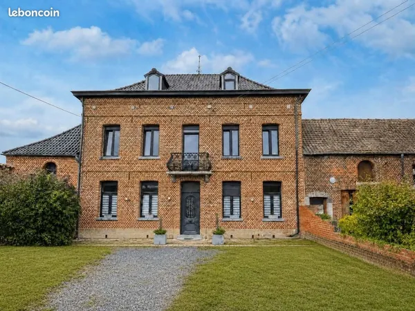 Maison bourgeoise entièrement rénovée