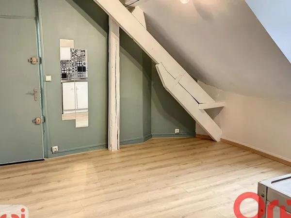 Immeuble 6 pièces 81 m²