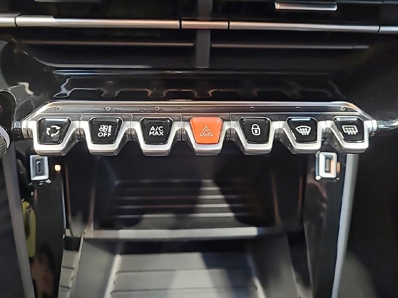 Peugeot 208 puretech 100 s&s bvm6 style — photo 24