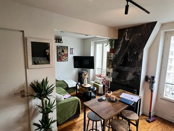 Appartement meublé 35 m² rénové - Canal Saint-Martin