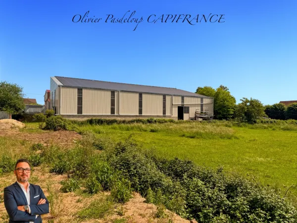 Local 2 pièces 739 m²