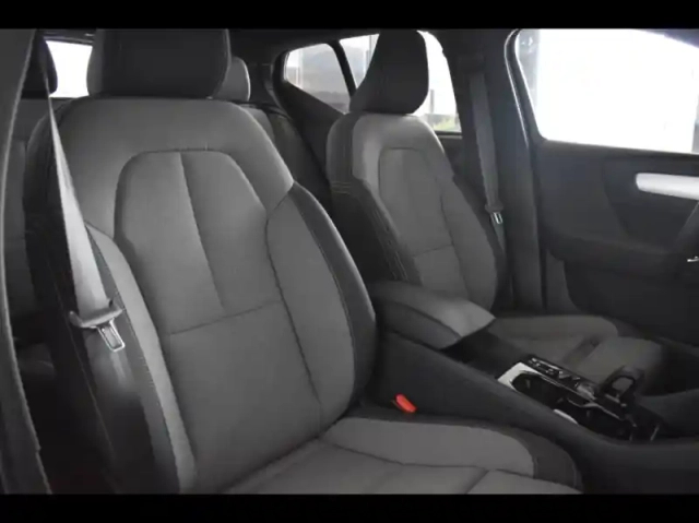 Volvo Xc40 t4 recharge 129 + 82ch plus dct 7 — photo 7