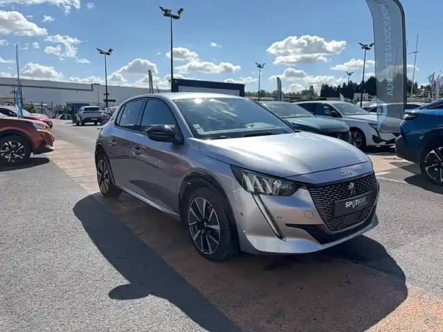 Peugeot 208 electrique 50 kwh 136ch — photo 15