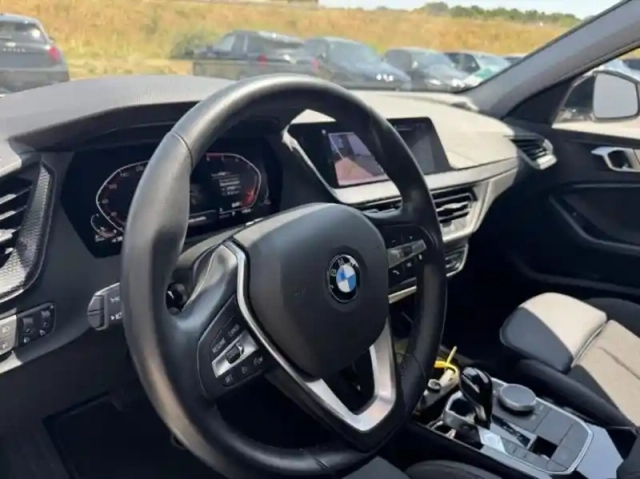 Bmw Serie 1 série 1 116da 116ch edition sport dkg7 — photo 15