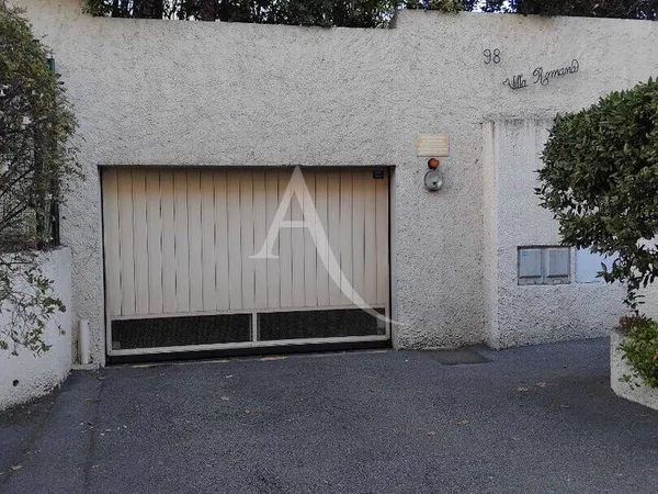 Garage et parking Location Cagnes-sur-Mer 107€