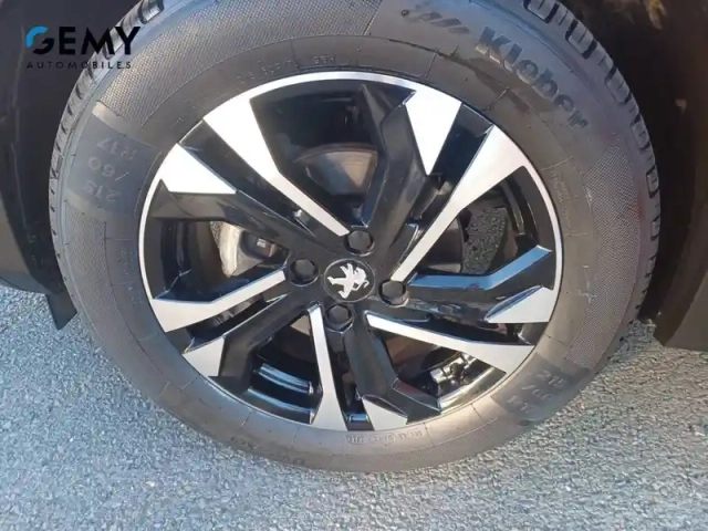 Peugeot 2008 puretech 130 s&amp;s eat8 — photo 32