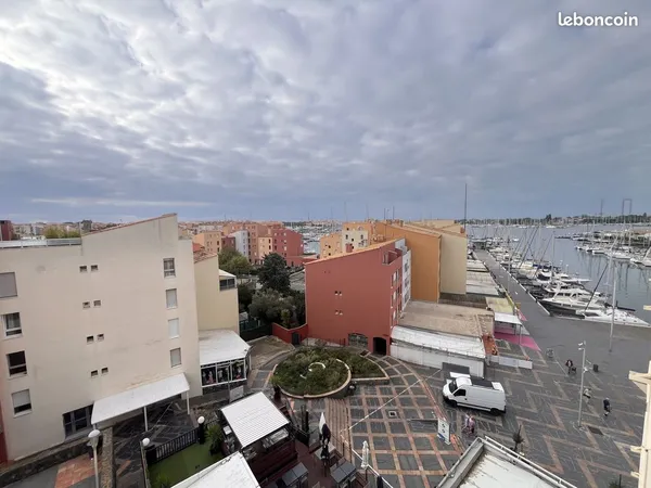 Studio 1 pièce 16 m²