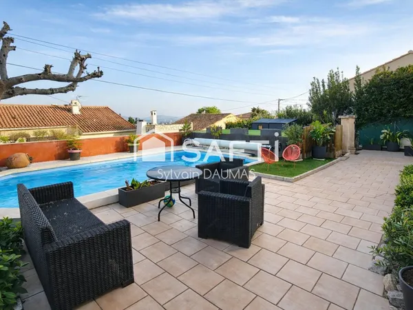 Votre nouveau cocon avec vue mer et piscine sur Toulon