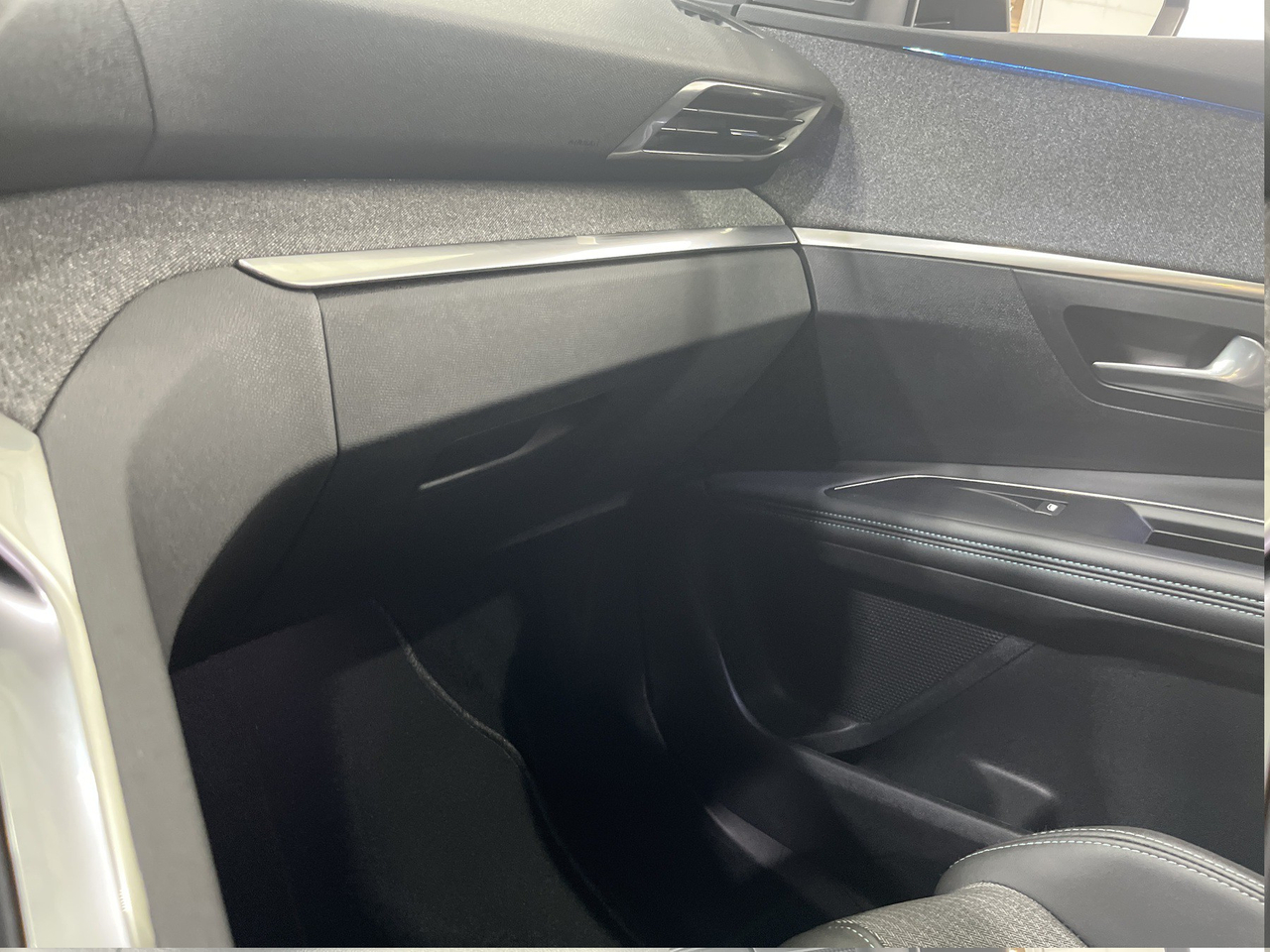 Peugeot 3008 — photo 42