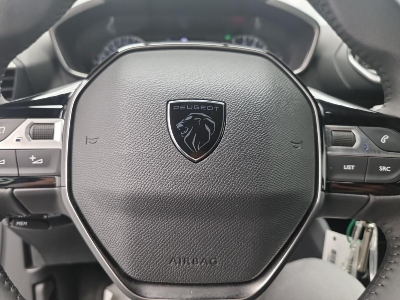 Peugeot 2008 100 s&s bvm6 style — photo 23