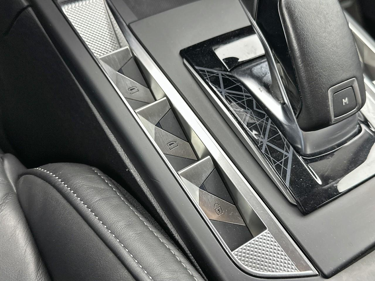 Ds Ds 3 crossback puretech 155 eat8 louvre — photo 30