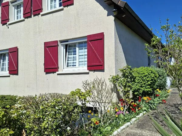 Maison 8 pièces 164 m²