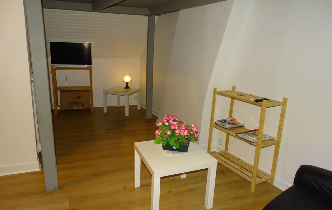 Photo 3