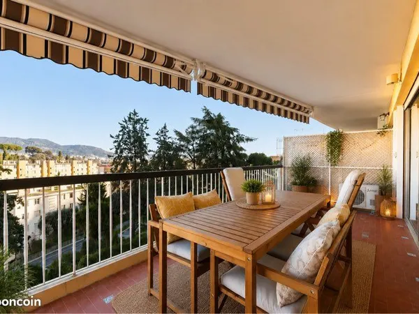 Nice Cessole - 4 pièces résidence privée 104 m² - Piscine - Parking