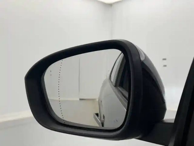 Renault Megane e-tech ev60 220 ch super charge — photo 44