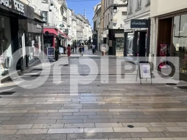 Local commercial 24 m²