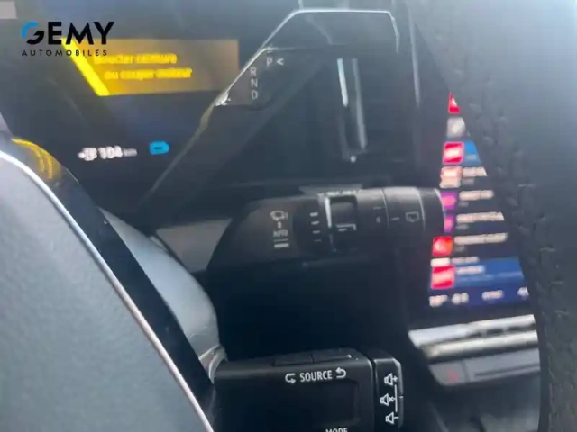 Renault Megane e-tech 220 ch autonomie confort gsr2 — photo 20