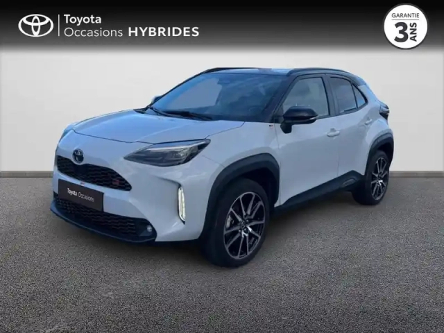 Toyota Yaris cross 130h gr sport mc24