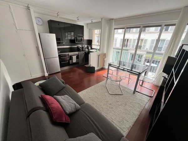 Studio 1 pièce 30 m²