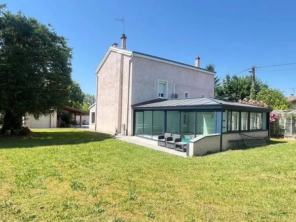 Maison 6 pièces 190 m²
