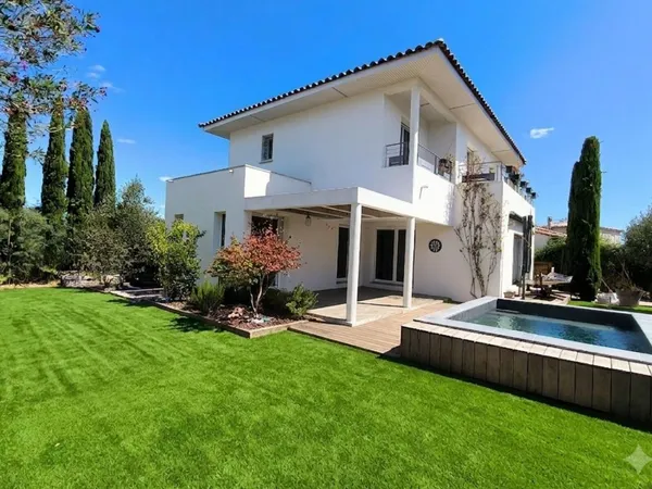 Maison 5 pièces 150 m²