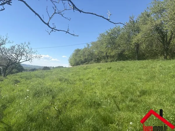 Terrain à Voutezac en Corrèze