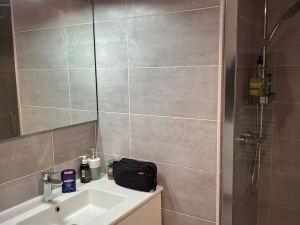Location appartement 2 pièces à Rennes 630euros (loyer 580+50 euros de provision pour charges)