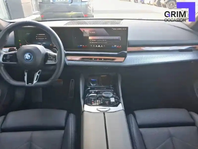 Bmw Serie 5 550e xdrive phev 489 ch bva8 — photo 6