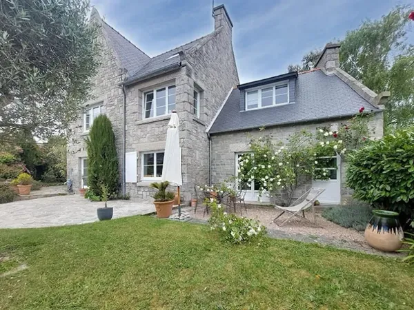 Maison 9 pièces 177 m²