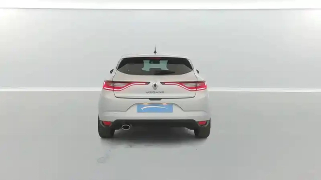 Renault Megane mégane iv berline tce 140 energy — photo 13