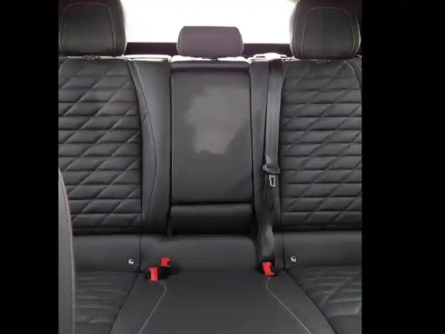 Peugeot 3008 hybrid 136 e-dcs6 gt 5p — photo 23